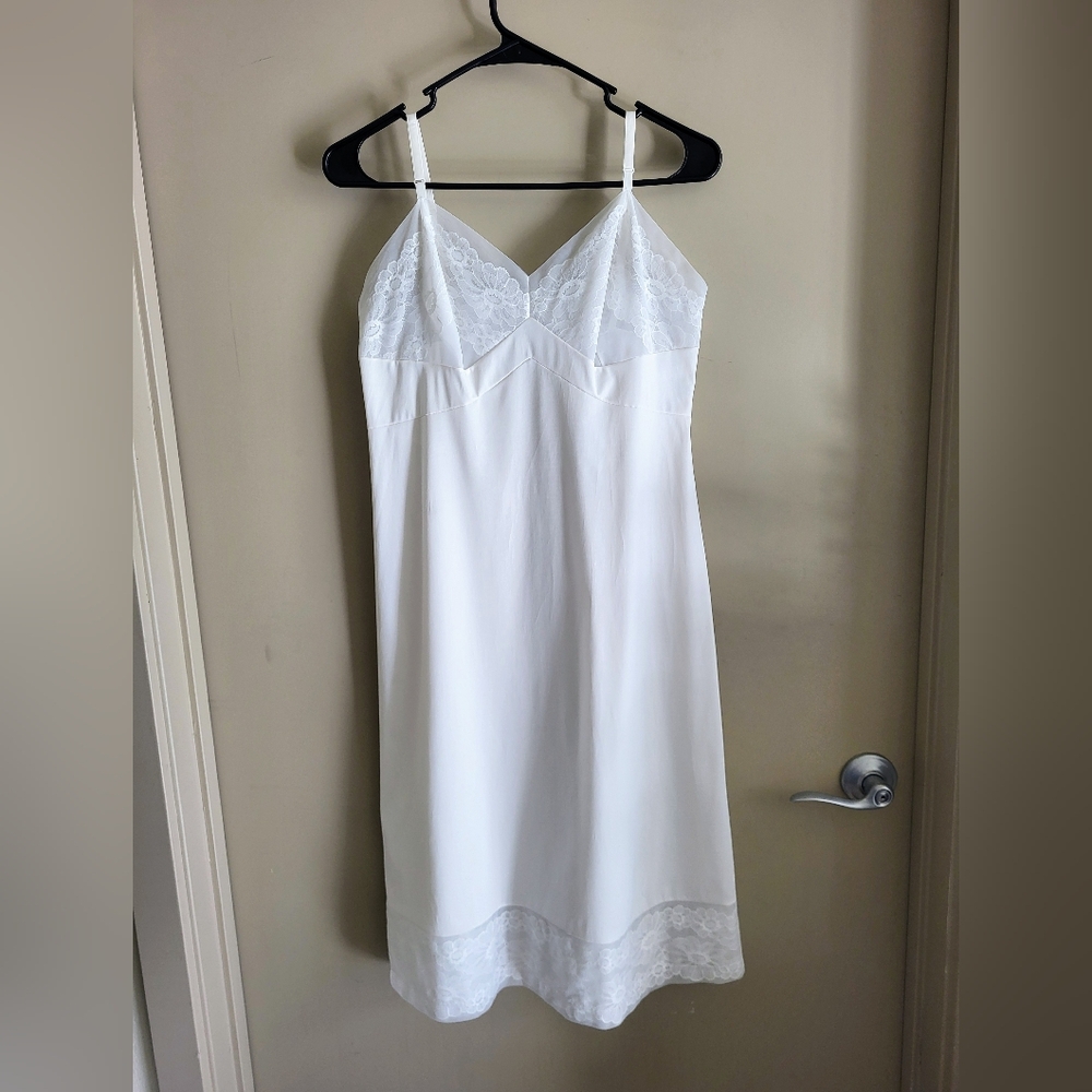 Vintage Vanity Fair White Nylon Lace Slip Dress